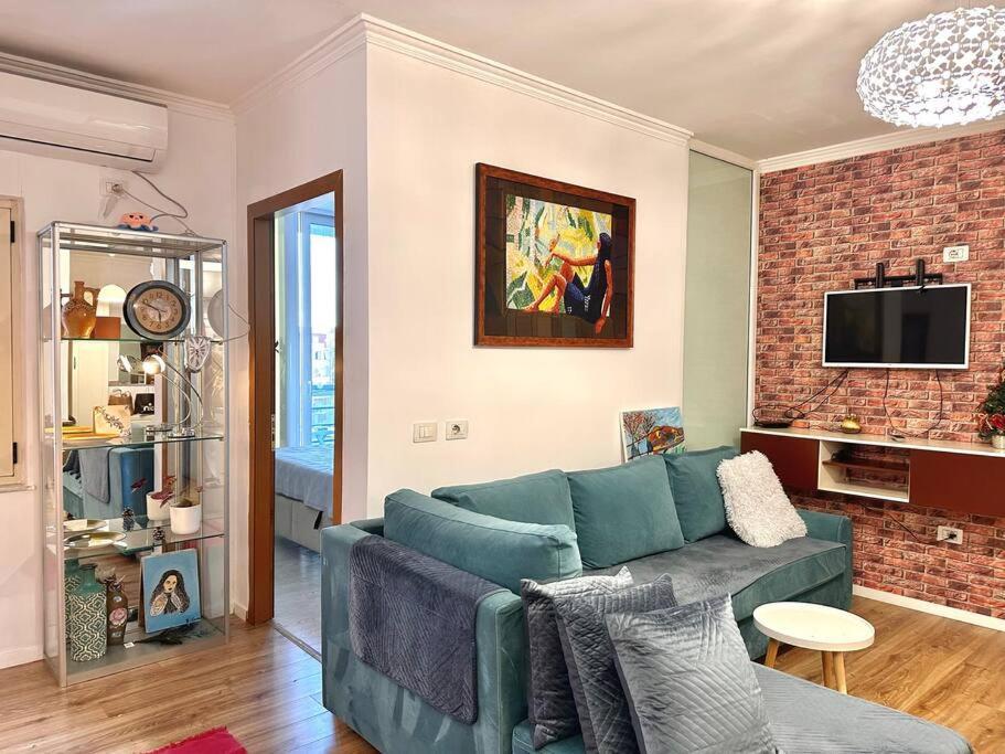 Appartamento Family Living Tirana Esterno foto